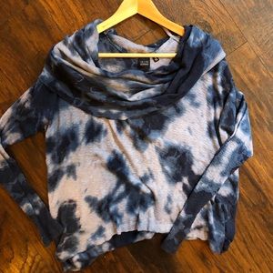 Blue Saks Fifth Ave S cowl neck tie die top